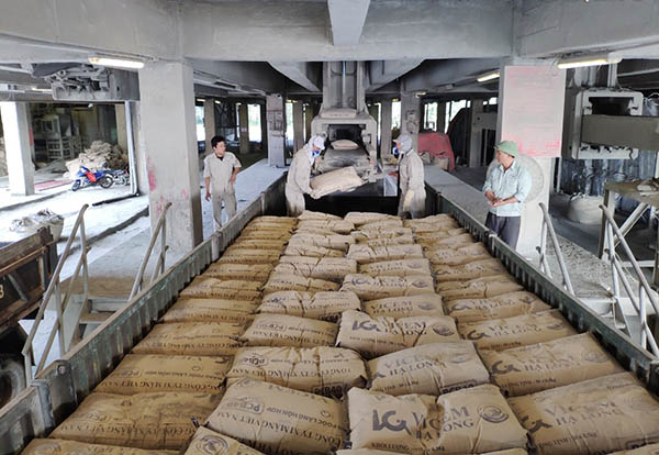 Gi&aacute; xi măng khu vực ph&iacute;a Nam c&oacute; sự điều chỉnh tăng