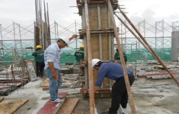 Quy trình đổ bê tông sàn, cột, dầm, đúng tiêu chuẩn kỹ thuật
